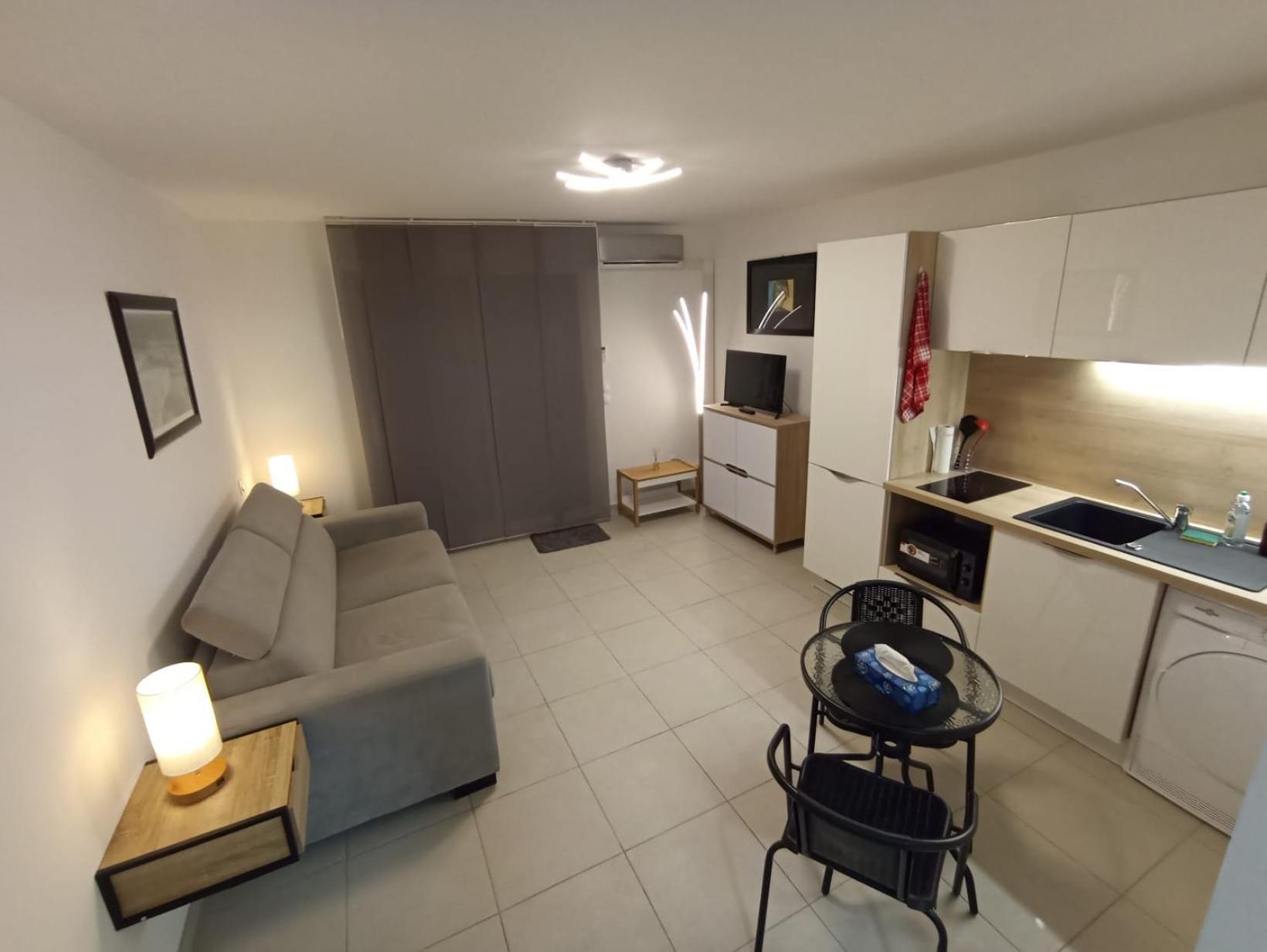Studio Avec Parking Prive, Piscine Plage 300M Antibes Exterior photo